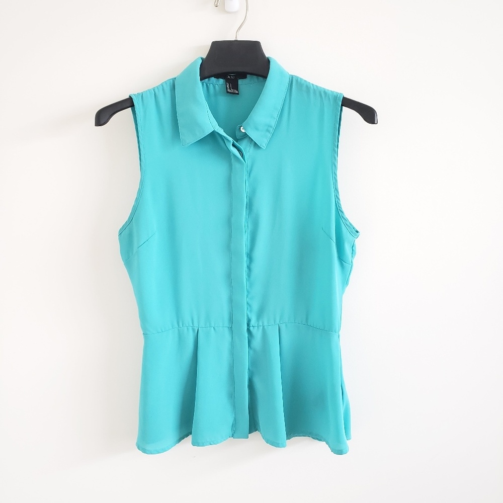 Forever 21 button up peplum blouse